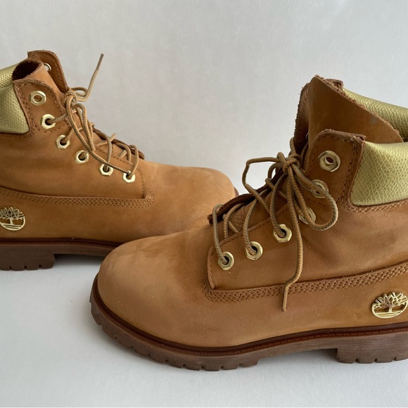 Timberland Kids Premiun 6” Lace Up Waterproof Boots (EUC), Size 3.5 Big Kids - Picture 7 of 12